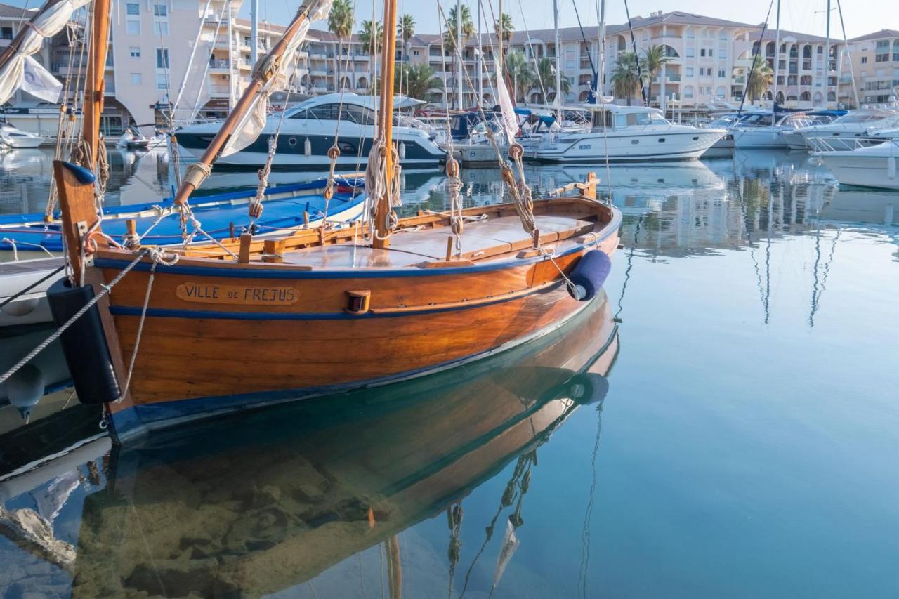 Hôtel Miléade Méditerranée - Port-Fréjus Exterior foto