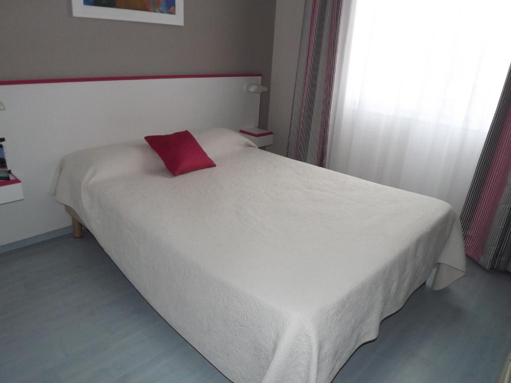 Hôtel Miléade Méditerranée - Port-Fréjus Quarto foto